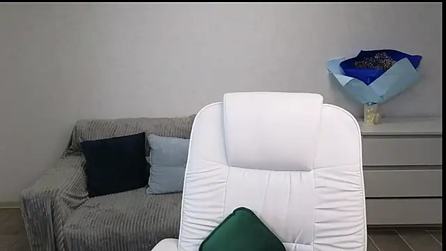 EvaMaddison online show from 29, 1, 2025