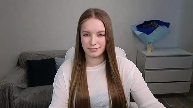 EvaMaddison online show from 27, 2, 2025