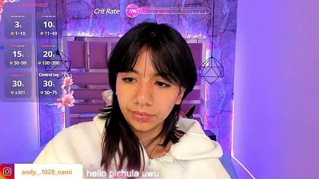 Nami usagi online show from 4, 2, 2025