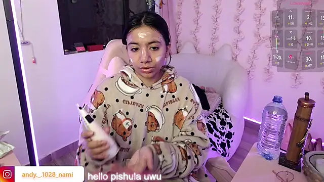 Snapshot of Nami_usagi chatting on 15, 1, 2026 Nami usagi online show from 15, 1, 2026