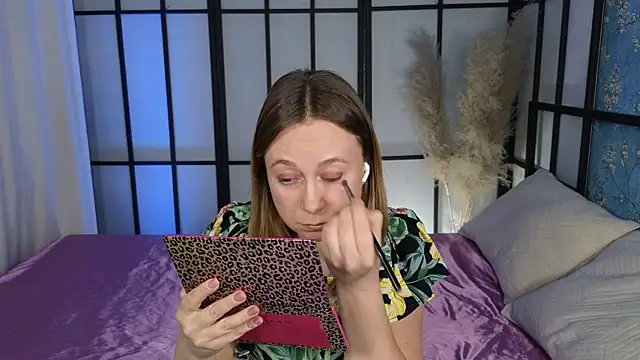 BrookeEvans online show from 7, 2, 2025