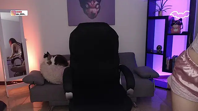 S Lilith  online show from 13, 10, 2025