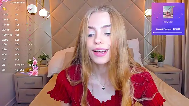 Snapshot of sayl0r_moon chatting on 6, 2, 2025 sayl0r moon online show from 6, 2, 2025
