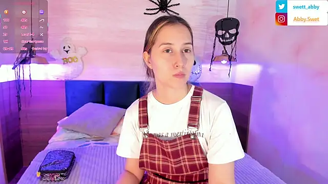 Snapshot of Abby_Sweet1_ chatting on 8, 10, 2025 Abby Sweet1 online show from 8, 10, 2025