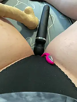 Snapshot of katcclovea chatting on 16, 1, 2026 katcclovea online show from 16, 1, 2026