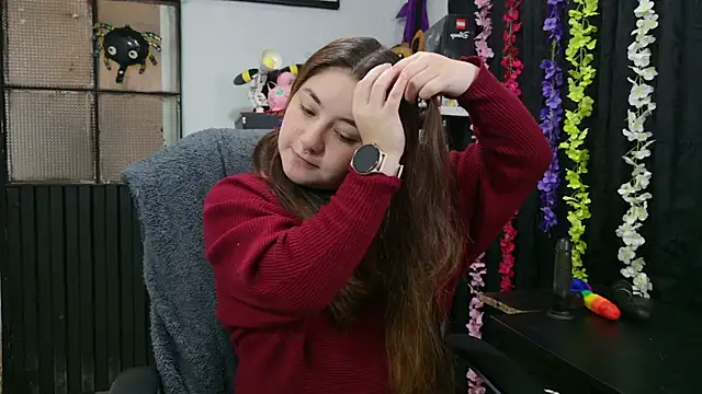 Snapshot of ann_bronw chatting on 15, 11, 2025 ann bronw online show from 15, 11, 2025