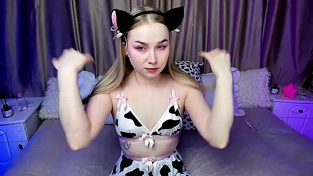 LilyStarlight online show from 14, 11, 2025