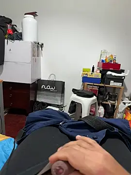 Alerandro00 online show from 10, 2, 2025