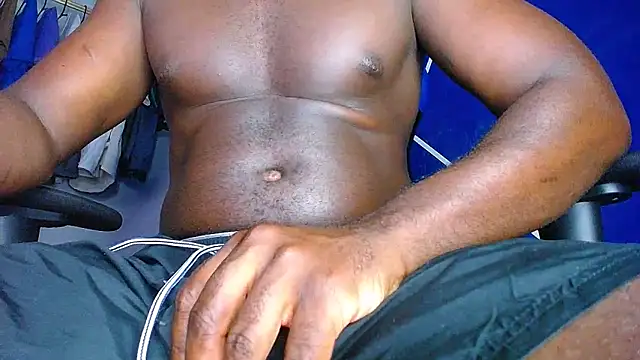 Snapshot of MAXJONES_2 chatting on 6, 2, 2025 MAXJONES 2 online show from 6, 2, 2025