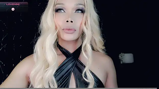 Snapshot of sugar_bbyxx chatting on 11, 1, 2025 sugar bbyxx online show from 11, 1, 2025