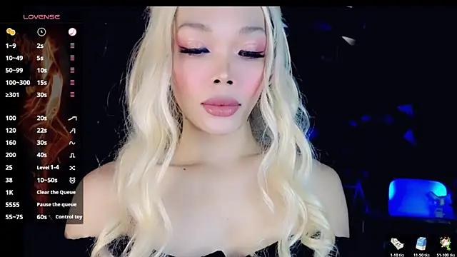 Snapshot of sugar_bbyxx chatting on 24, 10, 2025 sugar bbyxx online show from 24, 10, 2025