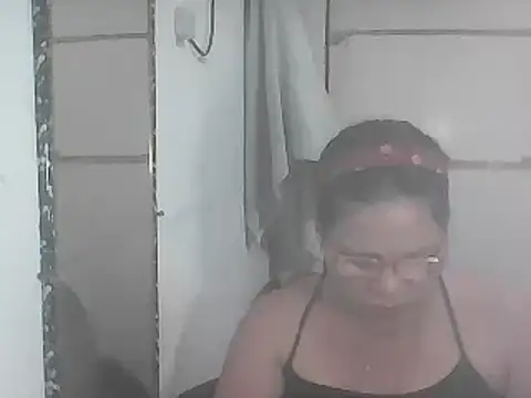 hotwet mama4uxx online show from 11, 1, 2025