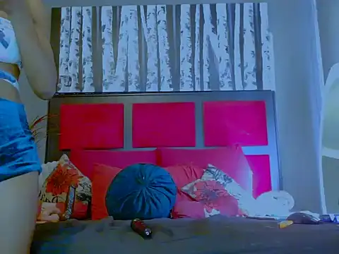 MissParis26 online show from 25, 10, 2025