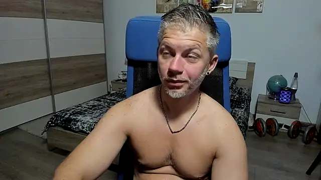 Snapshot of RobbyShawz chatting on 3, 7, 2026 RobbyShawz online show from 3, 7, 2026