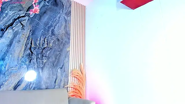 Rianamanson online show from 14, 9, 2025