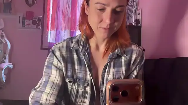 Snapshot of Nikky_Divine chatting on 14, 2, 2026 Nikky Divine online show from 14, 2, 2026