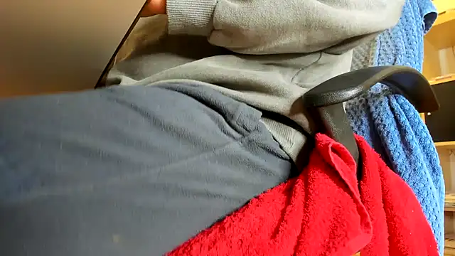 Snapshot of leccaleccafiga chatting on 1, 1, 2025 leccaleccafiga online show from 1, 1, 2025