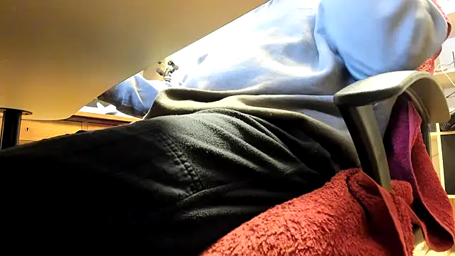 Snapshot of leccaleccafiga chatting on 4, 3, 2025 leccaleccafiga online show from 4, 3, 2025