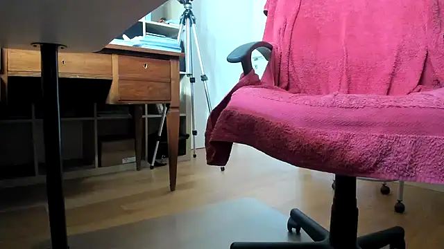 Snapshot of leccaleccafiga chatting on 5, 3, 2025 leccaleccafiga online show from 5, 3, 2025