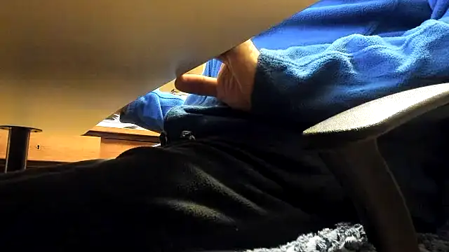 Snapshot of leccaleccafiga chatting on 2, 11, 2025 leccaleccafiga online show from 2, 11, 2025