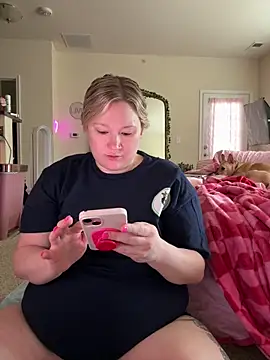 PiggyRose online show from 25, 4, 2026