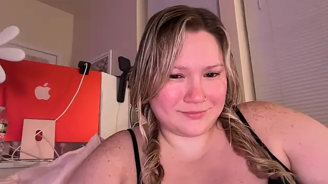 PiggyRose online show from 20, 6, 2026