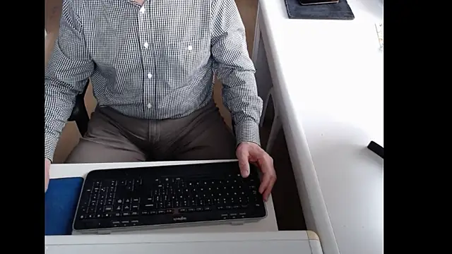 dutchpornking online show from 8, 5, 2026