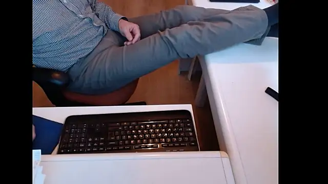 dutchpornking online show from 11, 5, 2026