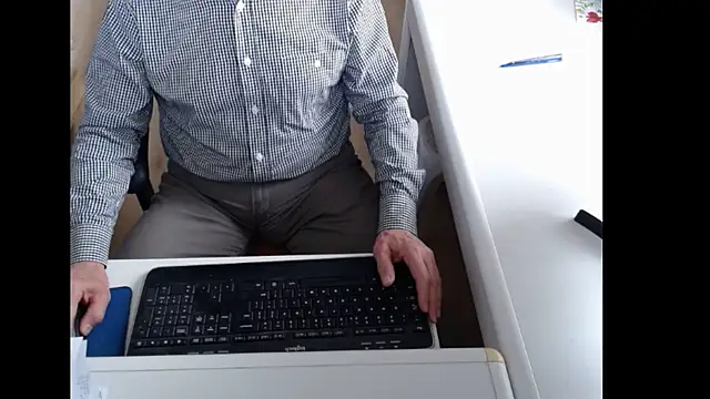 Snapshot of dutchpornking chatting on 20, 5, 2026 dutchpornking online show from 20, 5, 2026