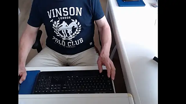 Snapshot of dutchpornking chatting on 1, 6, 2026 dutchpornking online show from 1, 6, 2026