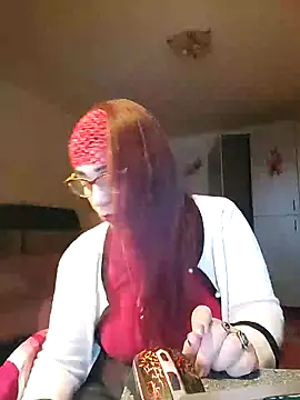 Chriss Tinaa online show from 3, 12, 2024