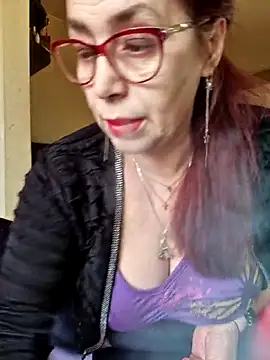 Snapshot of Chriss_Tinaa chatting on 28, 4, 2026 Chriss Tinaa online show from 28, 4, 2026