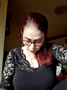 Snapshot of Chriss_Tinaa chatting on 4, 5, 2026 Chriss Tinaa online show from 4, 5, 2026