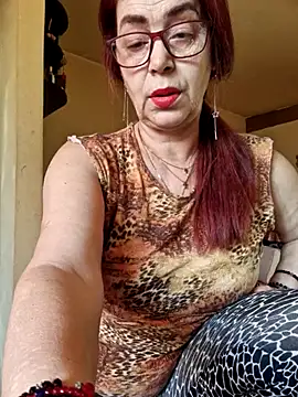 Snapshot of Chriss_Tinaa chatting on 6, 5, 2026 Chriss Tinaa online show from 6, 5, 2026