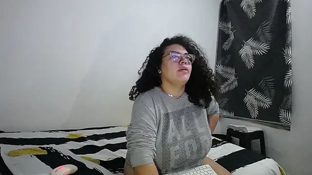 mabigomez00 online show from 15, 5, 2026