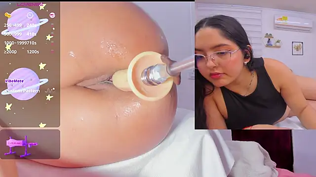 Snapshot of sofi_velez chatting on 22, 2, 2025 sofi velez online show from 22, 2, 2025