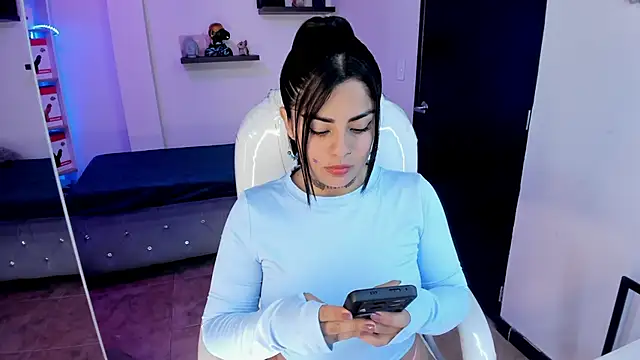 Catalinaa martinez online show from 7, 2, 2025