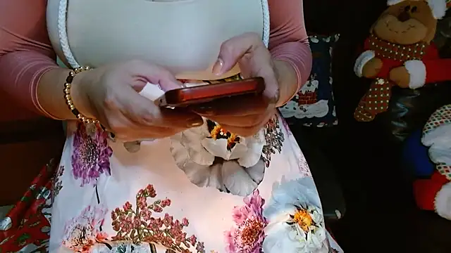 Snapshot of AnnyelinnaLove chatting on 15, 12, 2024 AnnyelinnaLove online show from 15, 12, 2024