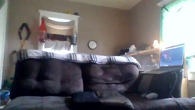 Snapshot of PrettyboyRed chatting on 7, 11, 2025 PrettyboyRed online show from 7, 11, 2025