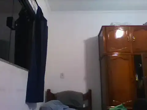 Snapshot of SAFADINHO-25 chatting on 2, 2, 2025 SAFADINHO-25 online show from 2, 2, 2025