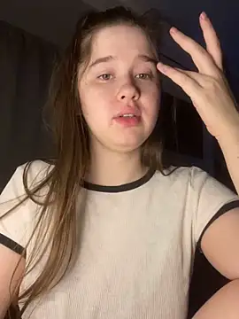 Snapshot of HornyGirlH chatting on 6, 11, 2025 HornyGirlH online show from 6, 11, 2025