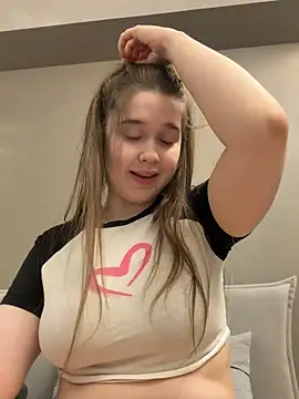 Snapshot of HornyGirlH chatting on 6, 1, 2026 HornyGirlH online show from 6, 1, 2026