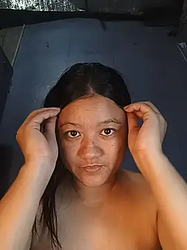 Snapshot of Urchanel chatting on 15, 11, 2025 Urchanel online show from 15, 11, 2025