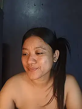 Snapshot of Urchanel chatting on 14, 12, 2025 Urchanel online show from 14, 12, 2025