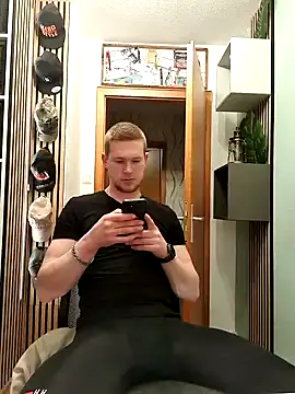 Playbunniboy online show from 7, 1, 2025