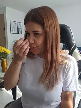 jnilu1227 online show from 11, 2, 2026