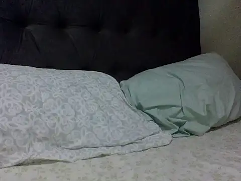 cute-marianna online show from 12, 9, 2025