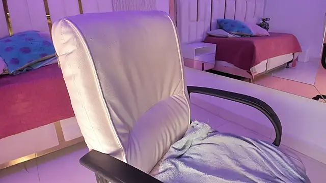 Meghan stonne  online show from 18, 1, 2026