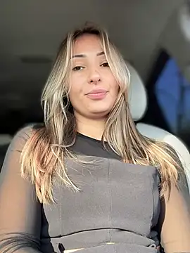 YOUR-KARINA online show from 16, 3, 2025