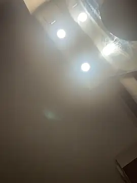 Emma roqueen online show from 11, 11, 2025